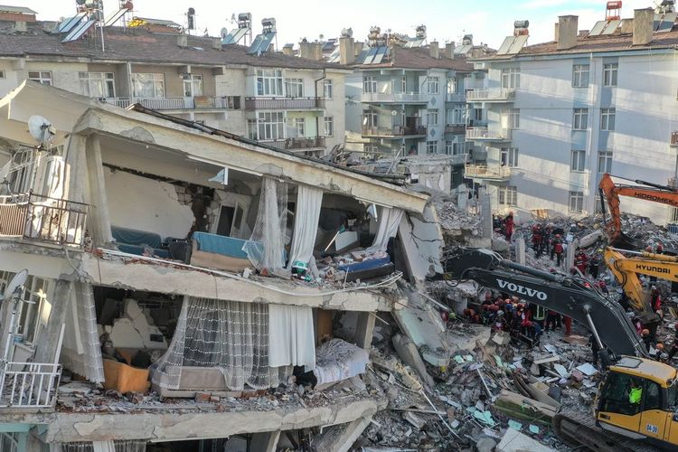 Turki Dilanda Gempa Dahsyat, Mata Uang Lira Sempat Merosot, Saham Jatuh 1,35 Persen