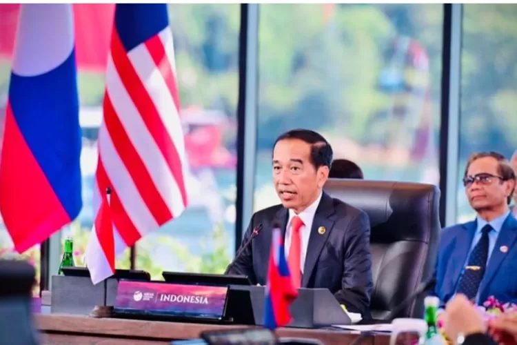 Indonesia Naik Kelas Menjadi Upper Middle Income Country  (BPMI Setpres/Laily Rachev/ Presiden.go.id)