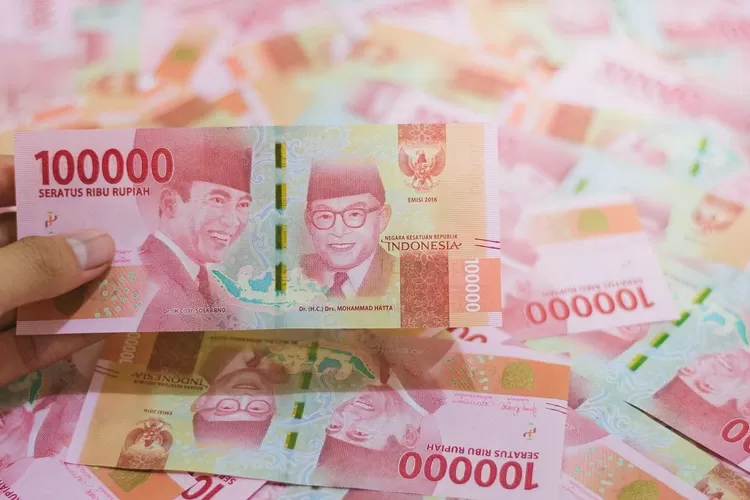 Ilustrasi uang gaji ke-13 ASN  (Realitasonline.id/ Pixabay)