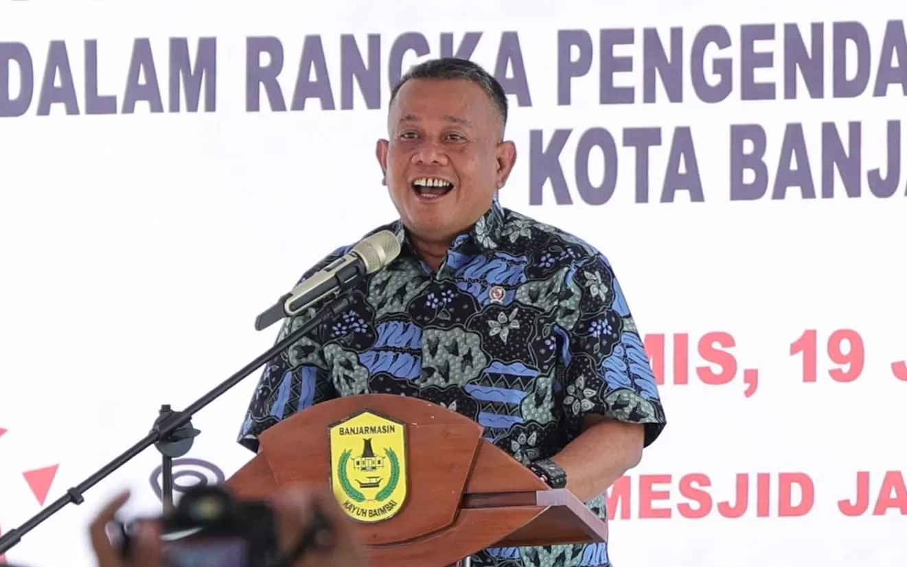 Wamen UMKM Helvi Moraza mengajak para pengusaha UMKM di Kota Banjarmasin, Kalimantan Selatan,  untuk masuk dan terhubung ke dalam ekosistem digital.