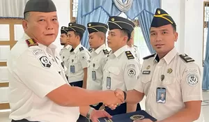 Kalapas Padangsidimpuan Pimpin Penyerahan SK dan Penyematan Pangkat, Lima PNS Naik ke Golongan IIIA
