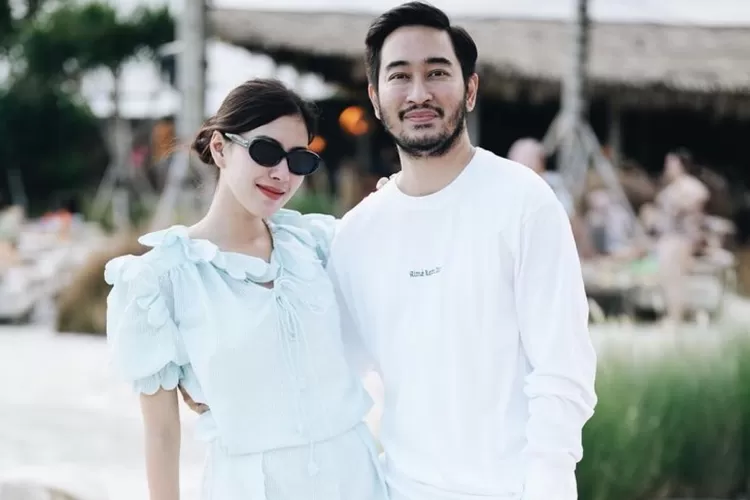 Syahnaz Diduga Berselingkuh dengan Rendy Kjaernett, Netizen Kasihan dengan Jeje yang Masih Bertahan  (Gorajuara.com/dok: Instagram @syahnazs)