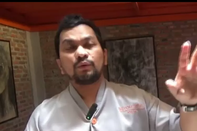 Klinik kecantikan miliknya didemo warga, dokter Tompi sebut tak mungkin membangun sesuatu tidak ada izin (Tangkap layar Youtube Kompas)
