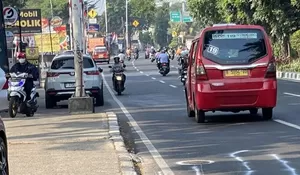 Waduh, Masih Ada Pemotor yang Bandel Lawan Arah di TKP Kecelakaan Lenteng Agung Jaksel