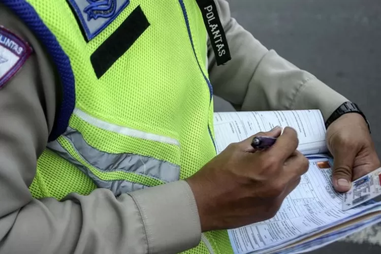 Polres Padang Sidempuan Mulai Berlakukan Tilang Manual, Ini Pelanggaran yang Bisa Ditindak (Realitasonline.id/ Detikcom)