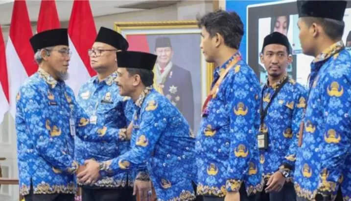 Pelantikan di Gedung Gradhika Bhakti Praja, Kompleks Kantor Gubernur Jateng, Senin, 10 November 2025.