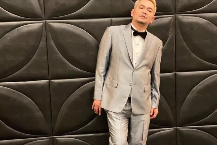 Inilah sosok Indra Bekti yang terkenal baik hati dan kini sedang jatuh sakit. (instagram @indrabekti )