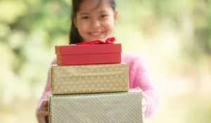 KPK Anggap Hadiah untuk Guru Bisa Jadi Gratifikasi, Begini Respon Warganet