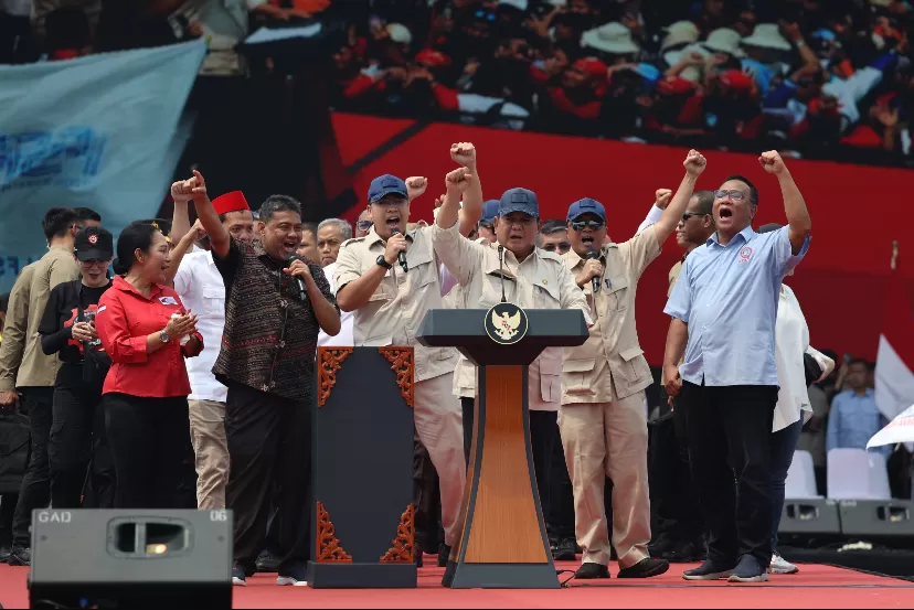 Presiden Prabowo Subianto hadir langsung dalam perayaan Hari Buruh Internasional 2025 di kawasan Monumen Nasional (Monas), Jakarta, Kamis, 1 Mei 2025. 