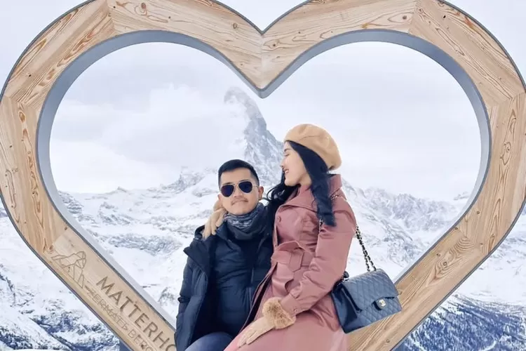 Kaesang Pangarep saat bulan madu dengan Erina Gudono (Instagram @kaesangerina)