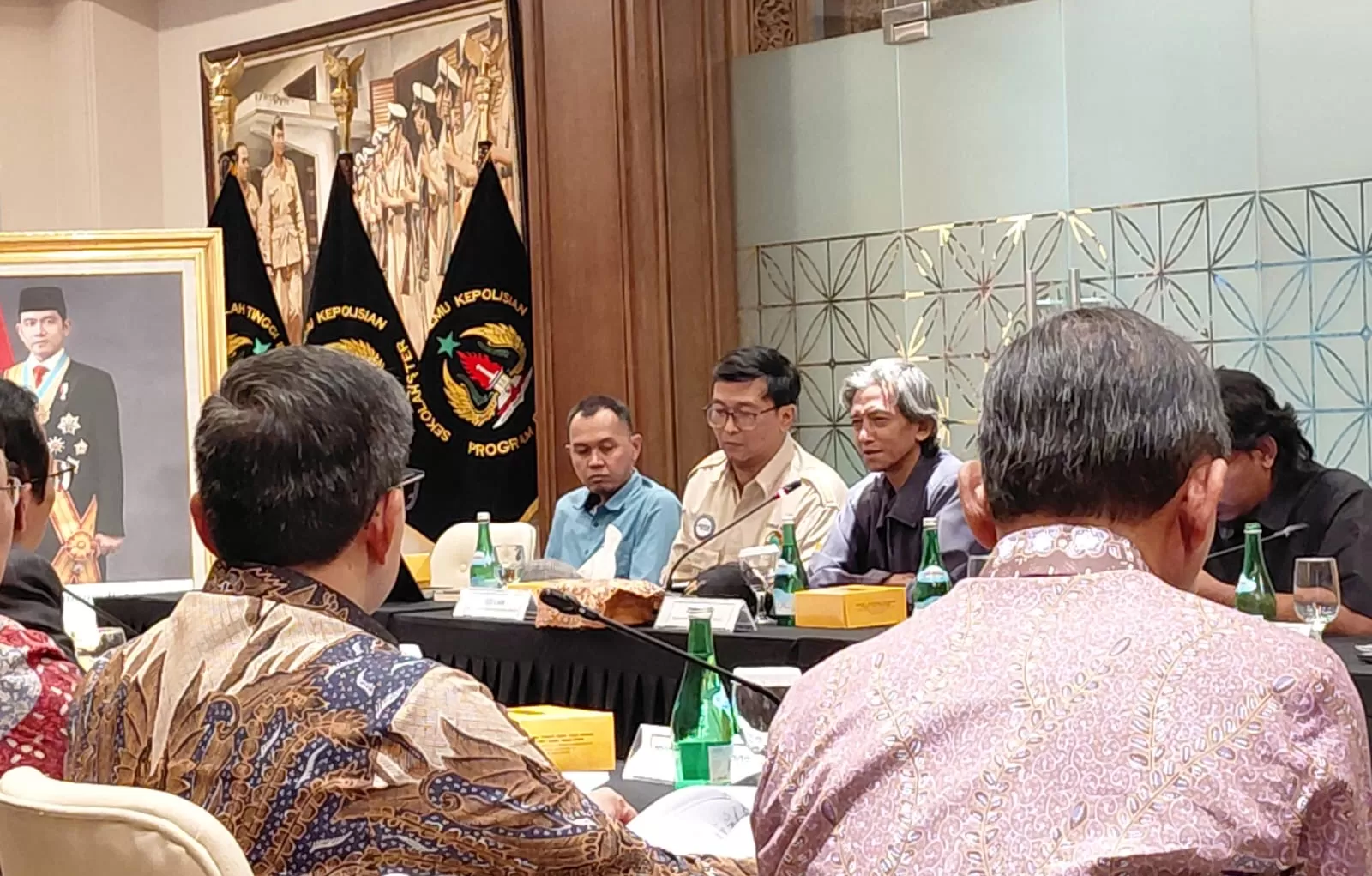 Komisi Percepatan Reformasi Polri menerima sejumlah organisasi masyarakat sipil dalam audiensi di STIK-PTIK Lemdiklat Polri, Selasa (18/11/2025) 