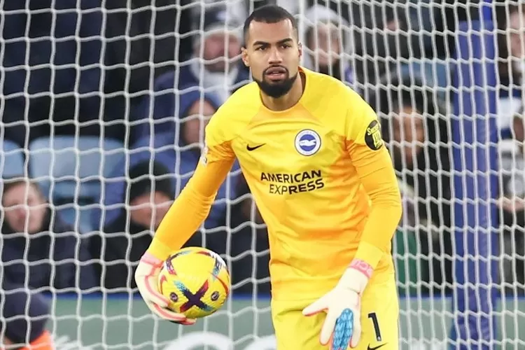 Kiper Brighton Robert Sanchez (Instagram @robertsanchez_1)