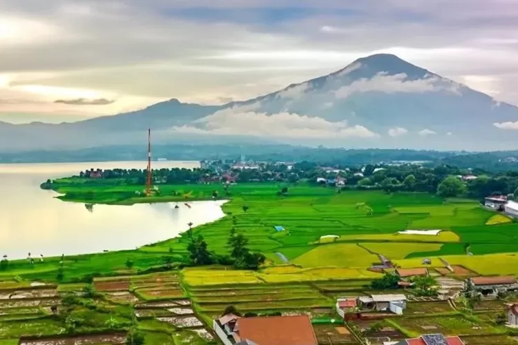 Ini 6 Fakta Unik Gunung Ciremai Di Jawa Barat, No 4 Jadi Lokasi Gedung ...