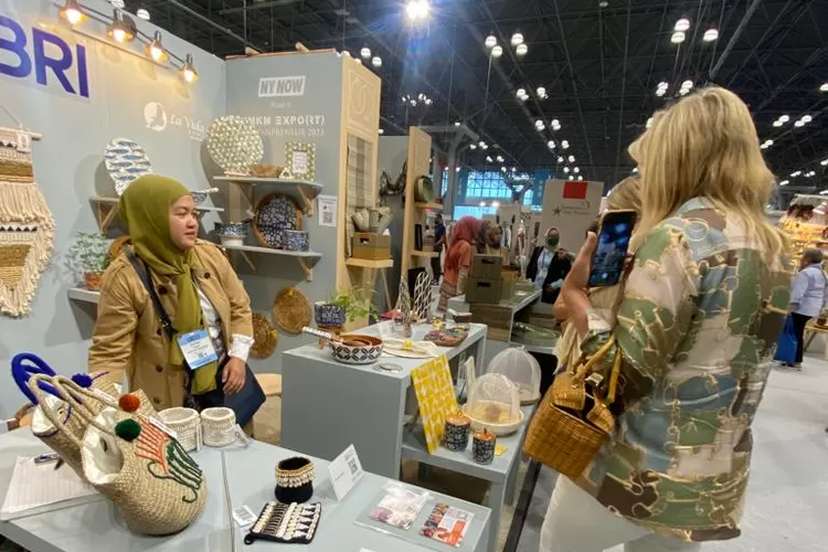 BRI Antarkan 2 UMKM Binaan Unjuk Gigi di New York Now Summer Market 2023