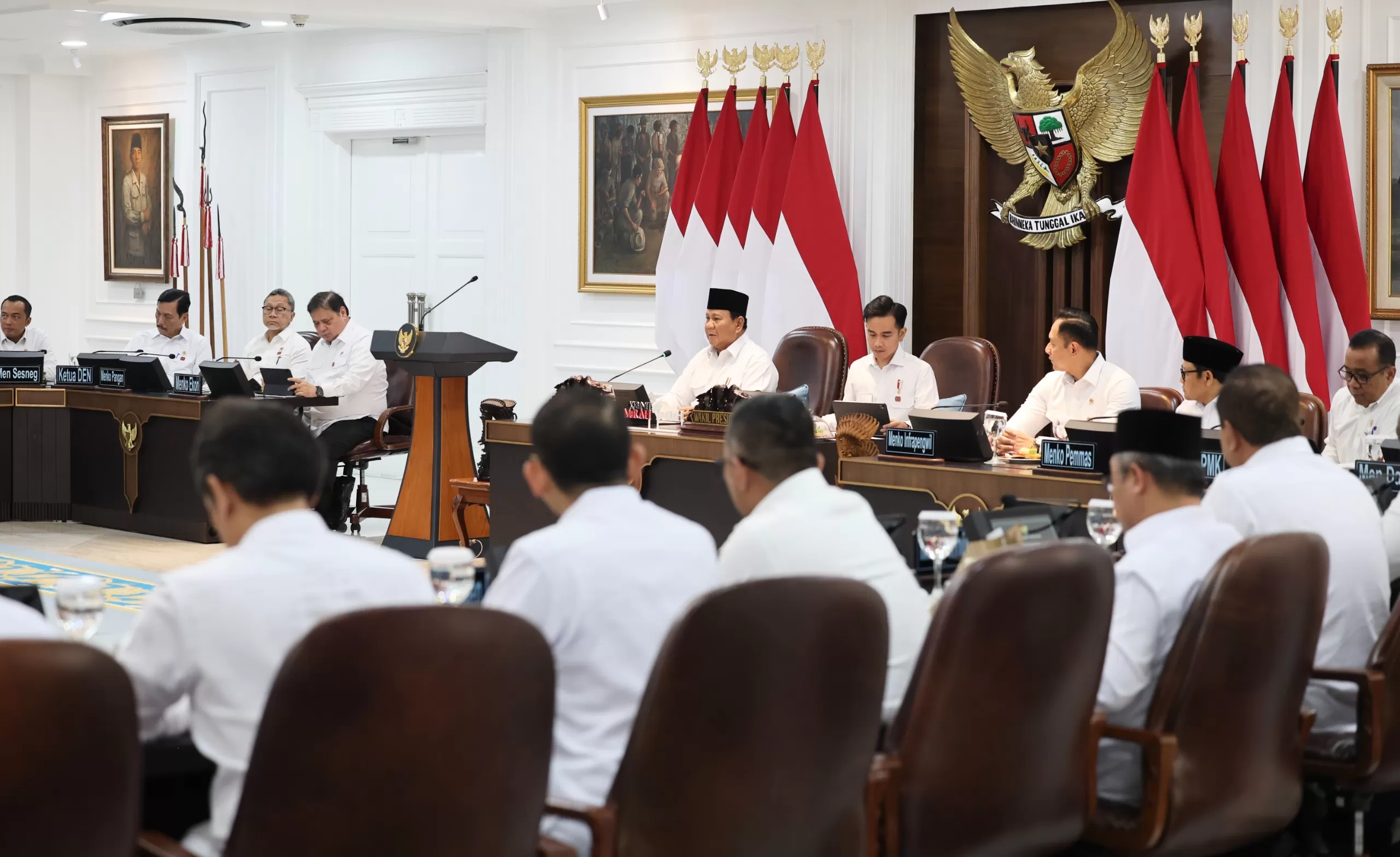 Sejumlah tokoh hadir di Istana Kepresidenan jelang reshuffle kabinet Rabu, 17 September 2025.