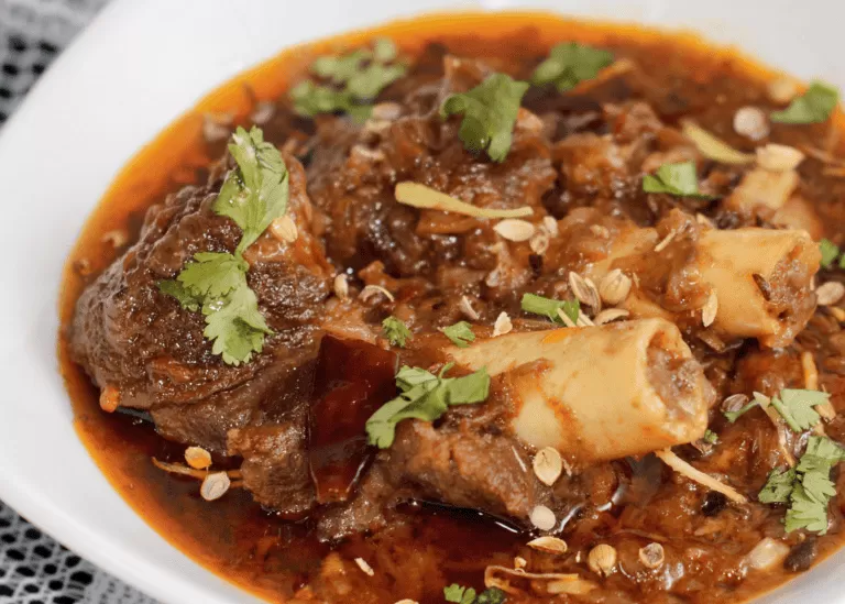 Temukan resep olahan daging kurban simple yang praktis dan lezat untuk keluarga. Cocok untuk hidangan spesial Idul Adha. 