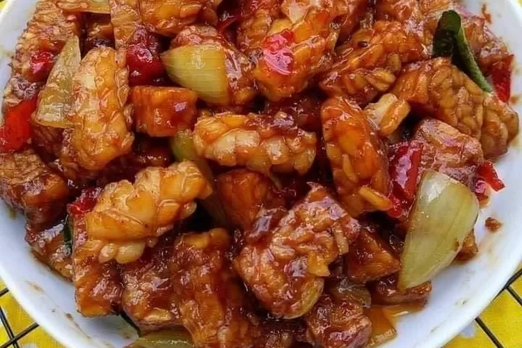 Masakan tumis tempe cumi asam manis, simak resep mudah untuk membuatnya. (Facebook Inspirasi Resep Masakan)