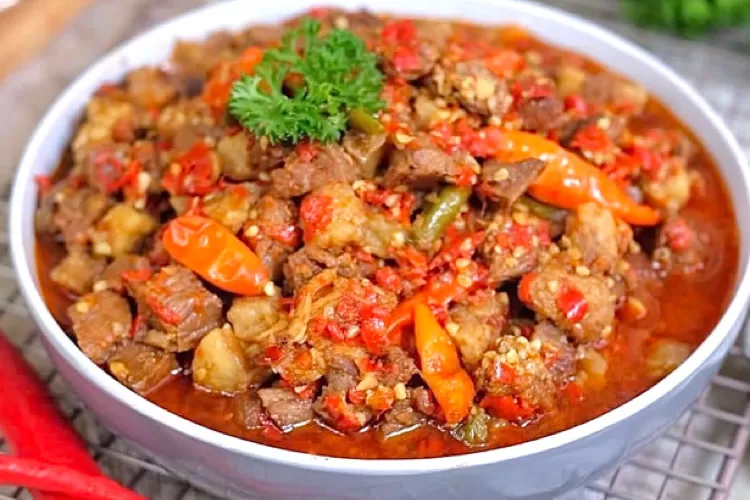 Resep Oseng Mercon Daging Sapi Untuk Hidangan Idul Adha yang Pedas dan Nikmat (Gorajuara.com/dok : Instagram/@susie.agung)