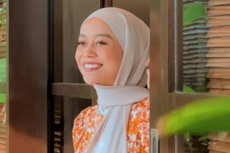 Bagikan Video Lagi Liburan di Bali, Netizen Malah Permasalahkan Hijab Lesti Kejora (Gorajuara.com/dok: Instagram @lestykejora)