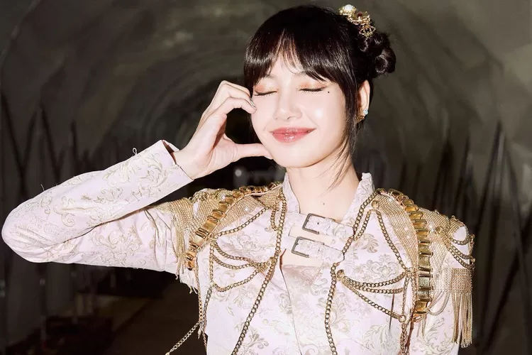 Lisa BLACKPINK menerima 3 rekor dunia Guinness (Insagram @lalalalisa_m)