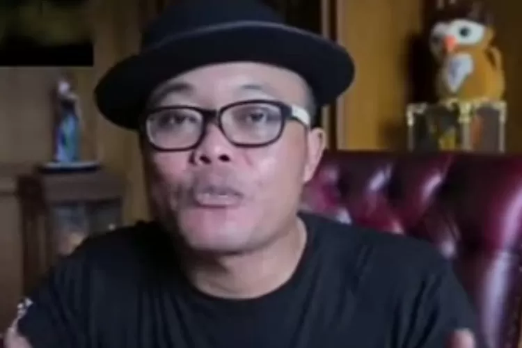 Komedian Sule dikabarkan dekat dengan seorang wanita (Tangkapan layar YouTube Slot Jitu)