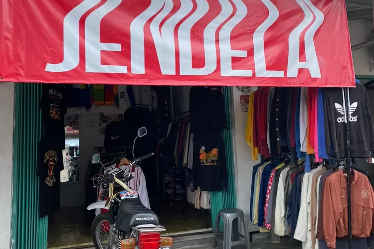Usaha Thrifting Pakian Jadi Peluang Anak Muda untuk Mengais Pundi-Pundi Rupiah di Tahun 2023. (Dok.Jendela&nbsp;Thrifting)