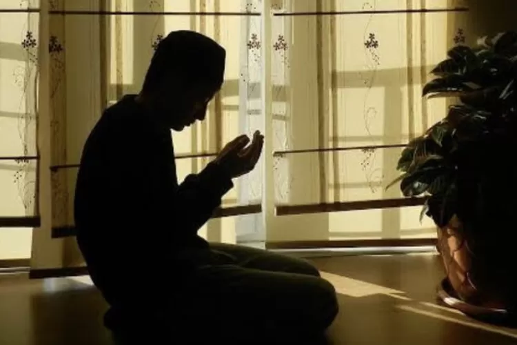 Ilustrasi berdoa. Perjanjian manusia dengan Allah (Pixabay)