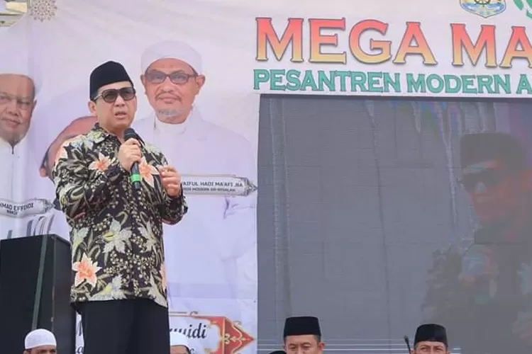 Walikot Lubuklinggau H SN Prana Sohe ucapkan terima kasih atas kehadiran pondok pesantren di kota Lubuklinggau yang membawa berkah (jamil )