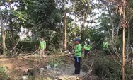 50 Personel Gabungan Bersihkan Area Hutan Kota Ujung Menteng