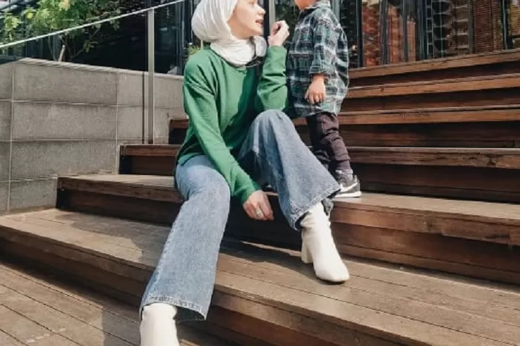 Di tengah isu perceraian dengan Arya Saloka, Putri Anne tegar demi sang putra. (Gorajuara/ dok: Instagram/ anneofficial1990)