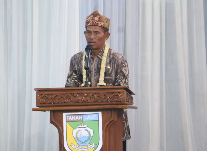 Mantan Bupati Tanah Laut periode 2018&ndash;2023, H. Sukamta.