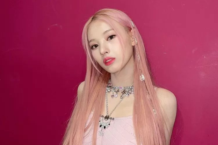 Jiini NMIXX buka akun Twitter pribadi (Twitter @NMIXX_Official)