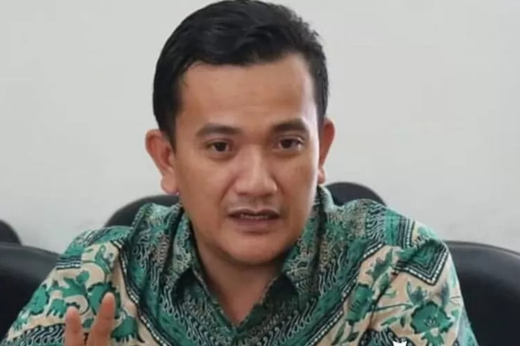 Kadisdik Jawa Barat, Dedi Supandi (Pikiran Rakyat)