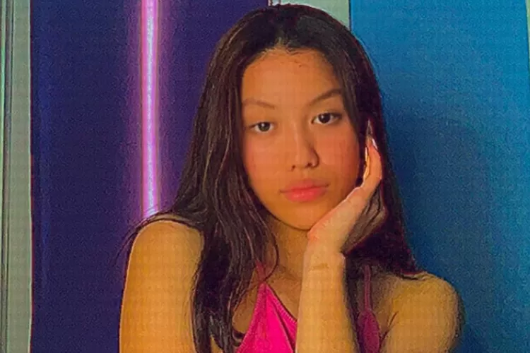 Lolly kabarnya bucin dan buat video romantis untuk Fadel sang kekasih, netizen pun geli (Instagram @1aurabd)