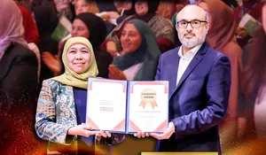 Raih Penghargaan Ini, Gubernur Khofifah Persembahkan Untuk Warga Jatim dan Muslimat NU di Indonesia