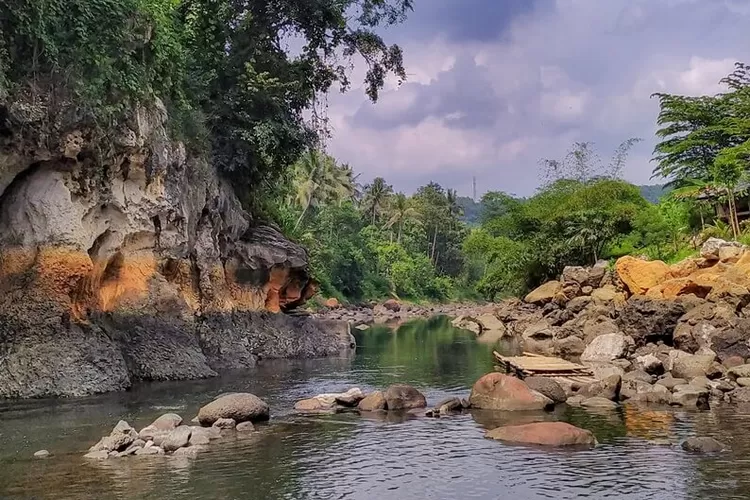 Mengenal Sanghyang Kenit, wisata alam bersejarah Citarum Purba yang  instagramable di Bandung - Bandung Insider