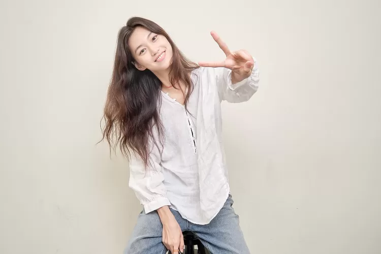 Doyeon WEKI MEKI akan debut akting di film 'Eighteen Youth' (WEKI MEKI)