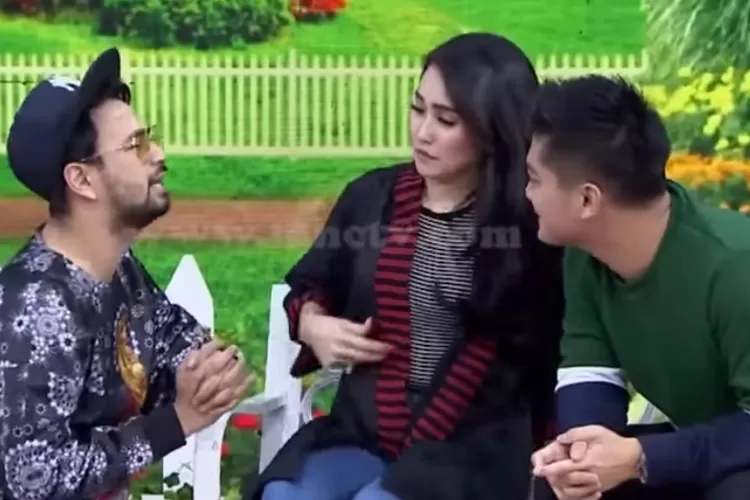Tidak Disangka Ketemu Ayu Ting Ting Bareng Boy William, Raffi Ahmad Malah Canggung (Gorajuara.com/dok: Tangkapan Layar YouTube STARPRO Indonesia )