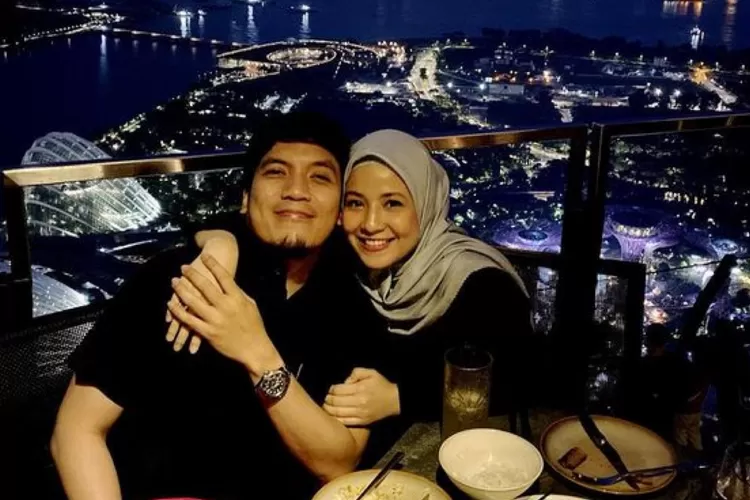 Terungkap! Pengacara Beberkan Desta Sudah Pisah Rumah dengan Natasha Rizky Sejak Setahun yang Lalu (Gorajuara.com/dok: Instagram @desta80s)