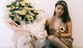Pamit sebagai Awkarin, Karin Novilda menghentak dengan foto seksi yang jadi ciri khas di akun Instagram baru