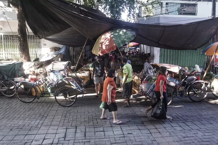Gang Baru yang sehari-hari jadi Pasar Tradisional akan dijadikan Pasar Semawis Semarang di momen Imlek. (Ayosemarang.com/ Audrian Firhannusa)