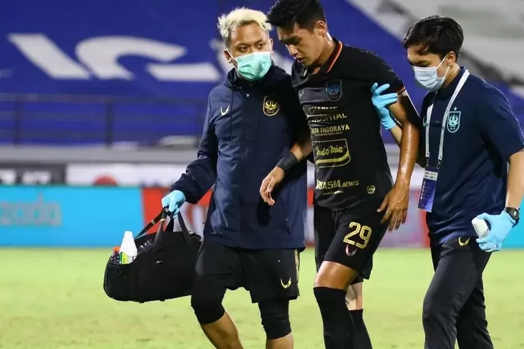 Fisioterapi PSIS Semarang, Sigit Pramodya resmi pindah ke PSS Sleman. (Instagram Sigit)