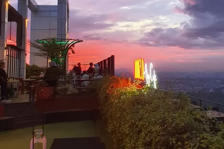 Kafe Rooftop Terbaik Di Depok Tempat Nongkrong Asyik Dan Bikin Betah