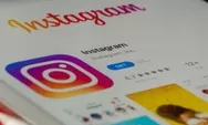Story Instagram Terbalik? Ini Penyebab dan Cara Mengatasi