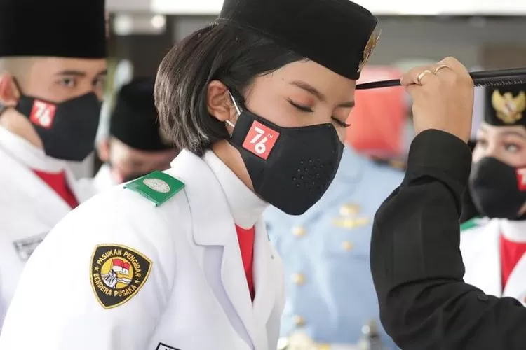 Daftar Lengkap 68 Pasukan Paskibraka 2022, Jateng 2 Orang, Siapa Pembawa Baki Bendera Merah Putih? (instagram/@valentinadyastika)