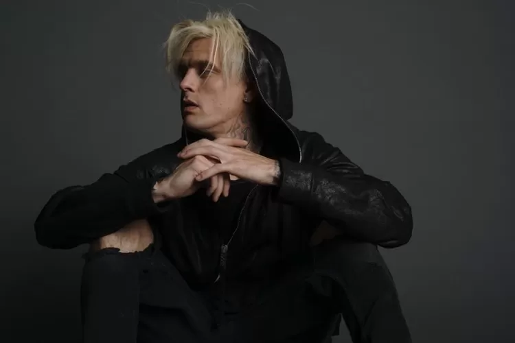 Penyanyi Aaron Carter Ditemukan Tewas di Kamar Mandi di Rumahnya (Gorajuara.com/dok: Twitter @aaroncarter )