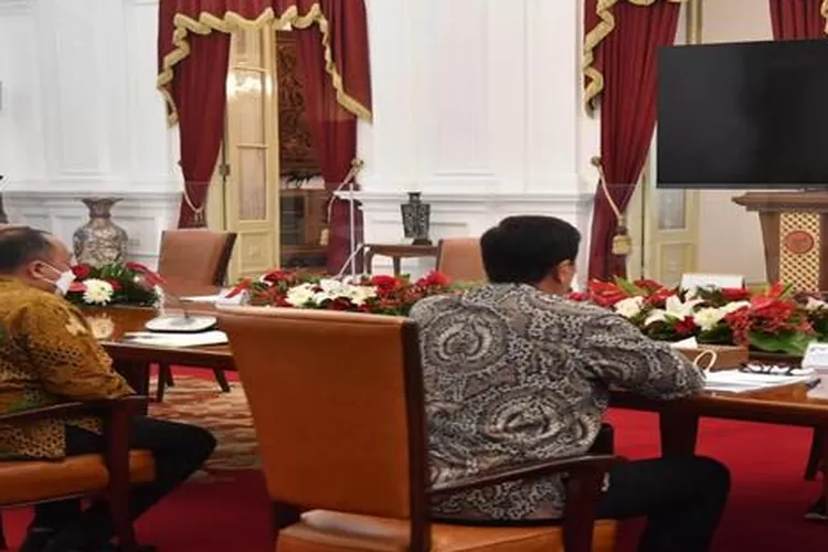 Presiden Jokowi saat menerima Direksi BPJS Ketenagakerjaan, Jumat (7/10/2022). (Rusman - Biro Pers Sekretariat Presiden)