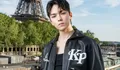 Vernon SEVENTEEN Tampil Manly saat Menghadiri KENZO Show di Paris Fashion Week