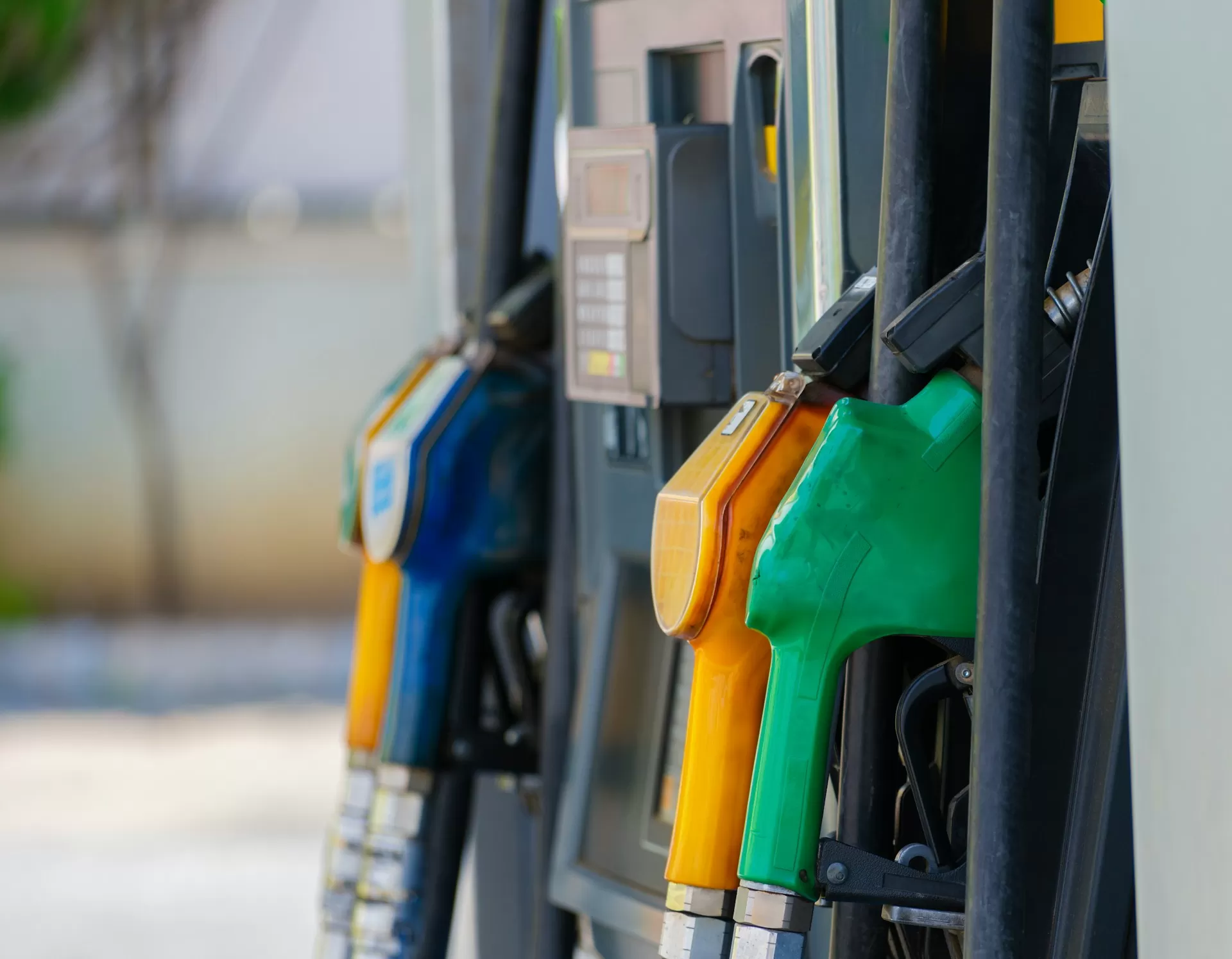 Ilustrasi biodiesel. Foto: Unsplash/engin akyurt 