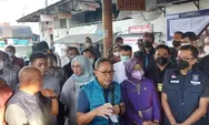 Mendag Zulkifli Hasan Pastikan Warga Bisa Beli Minyak Goreng Curah 10 Liter dengan 1 KTP